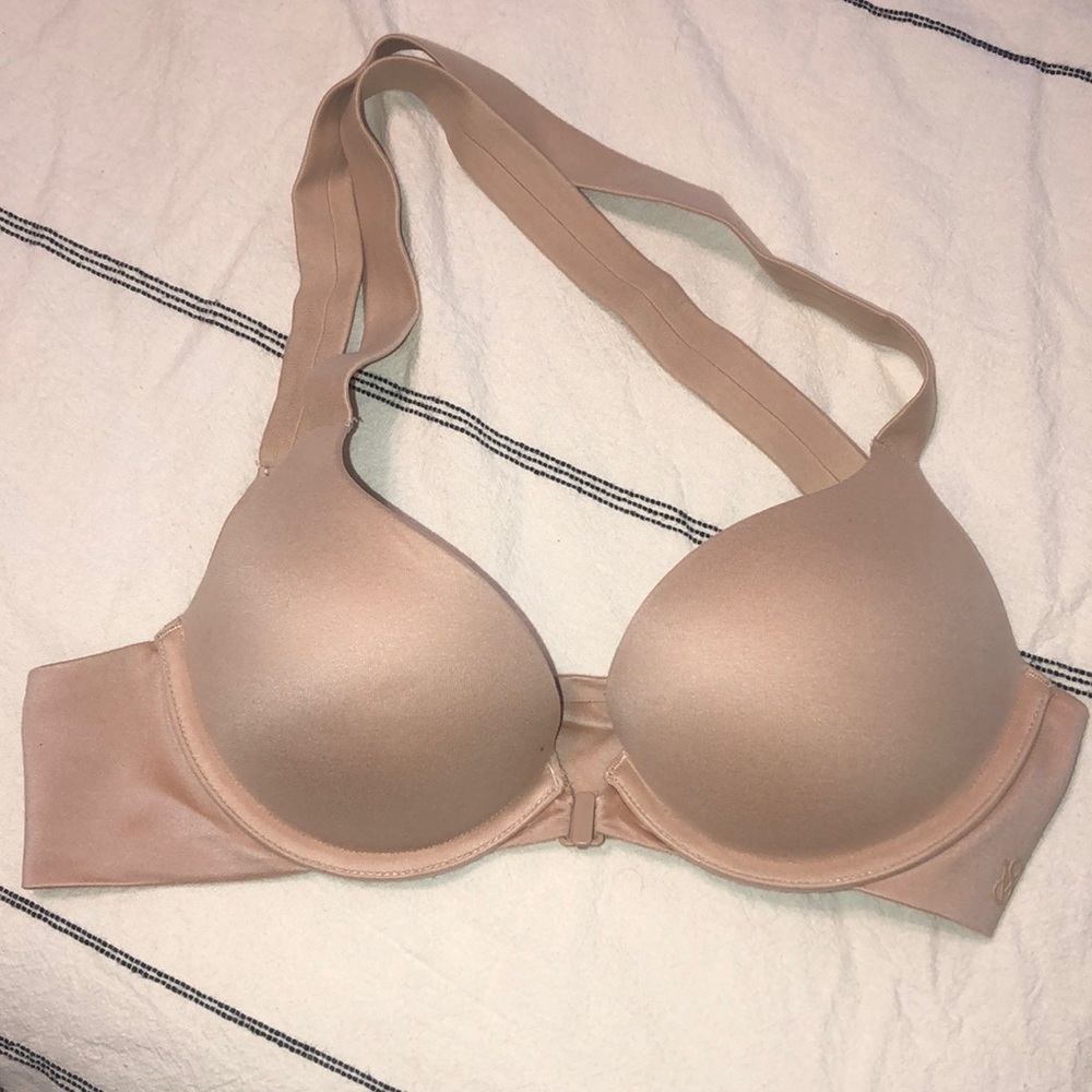 Victoria’s Secret, Body by Victoria, Uplift Plunge Bra